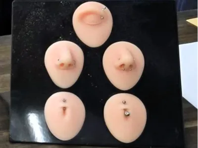 Pierced Silicone Display 5 ports