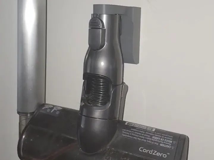 LG Cord Zero Vacuum Attachment Holder