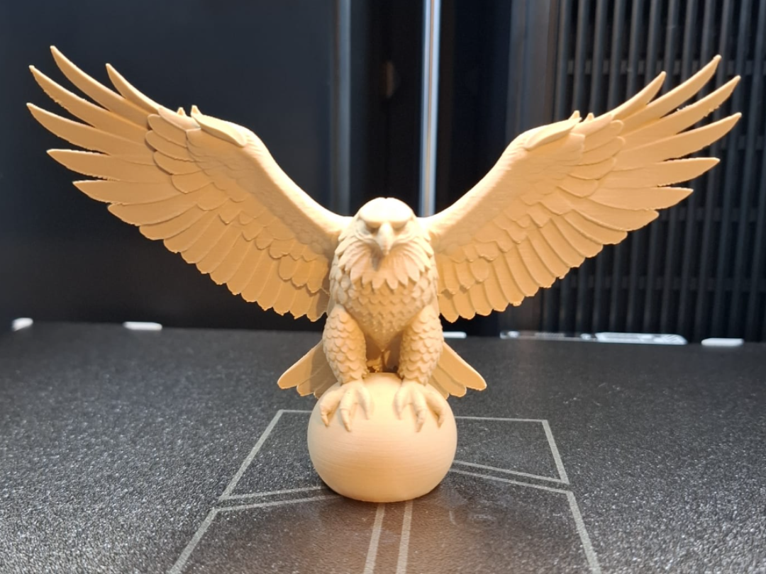 Guardian of the Skies – Eagle Sculpture