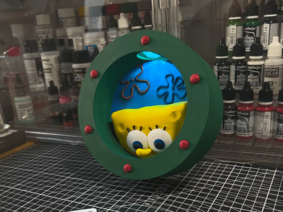 Miniatura 2 do modelo 3D Spongebob 海绵宝宝圣诞版无线控制壁挂氛围灯（无需插线）