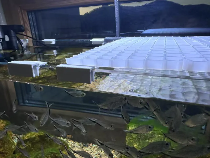 Anti-jump net bracket for fish tank