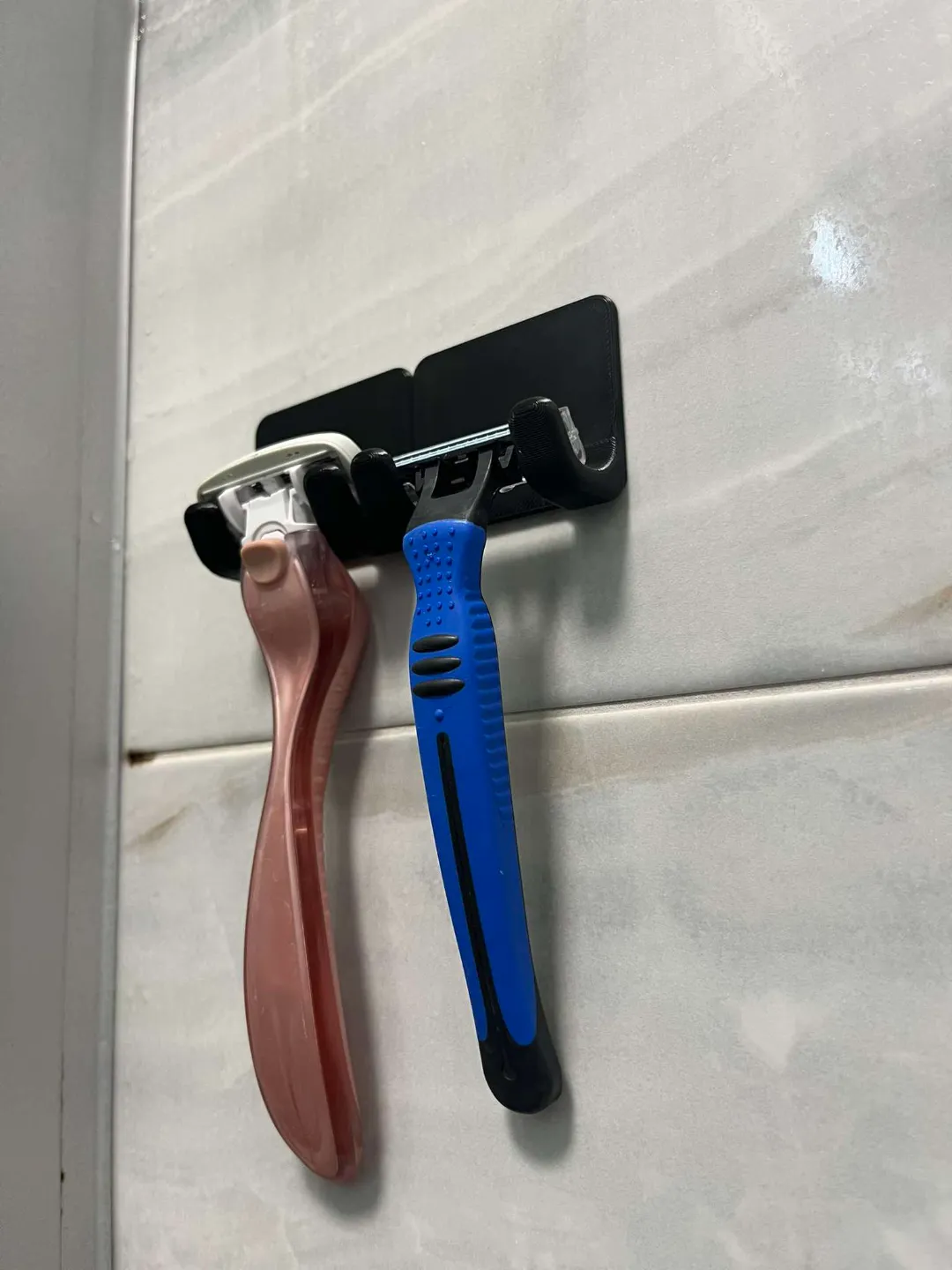 Razor Holder view 2