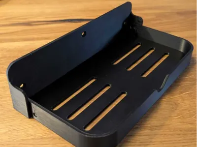 Wall mounted folding shelf