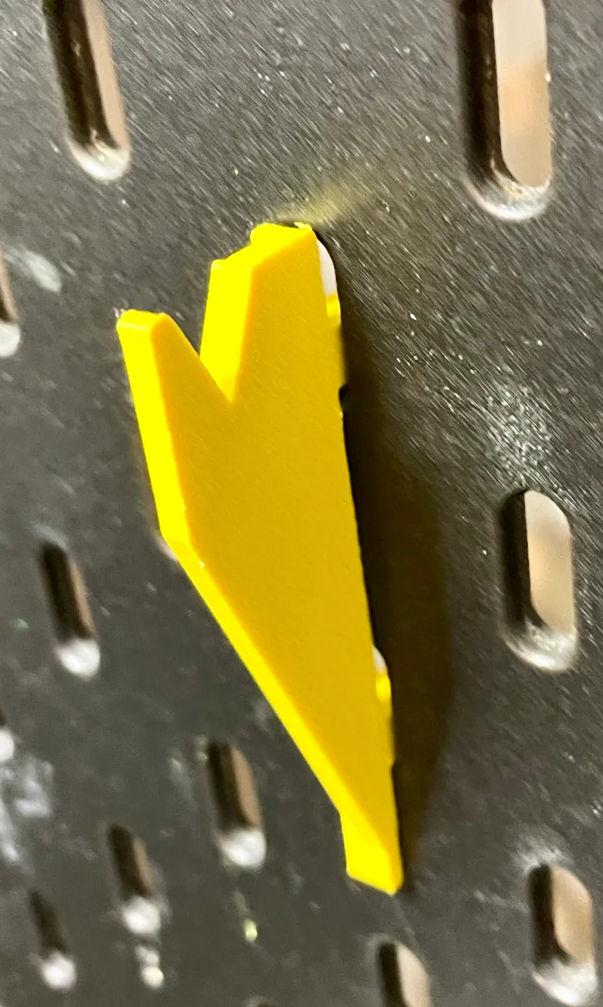 Skadis Wire Cutters Holder by Jarduz75 MakerWorld