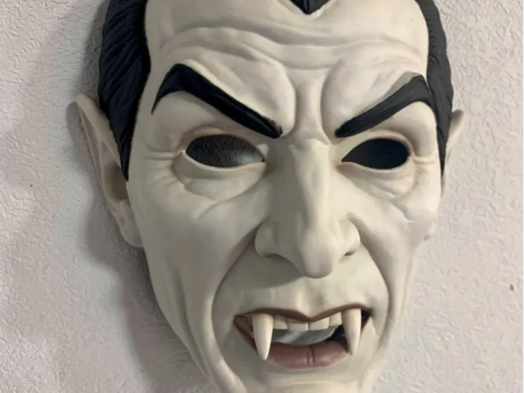 Dracula Mask - Free 3D Print Model - MakerWorld