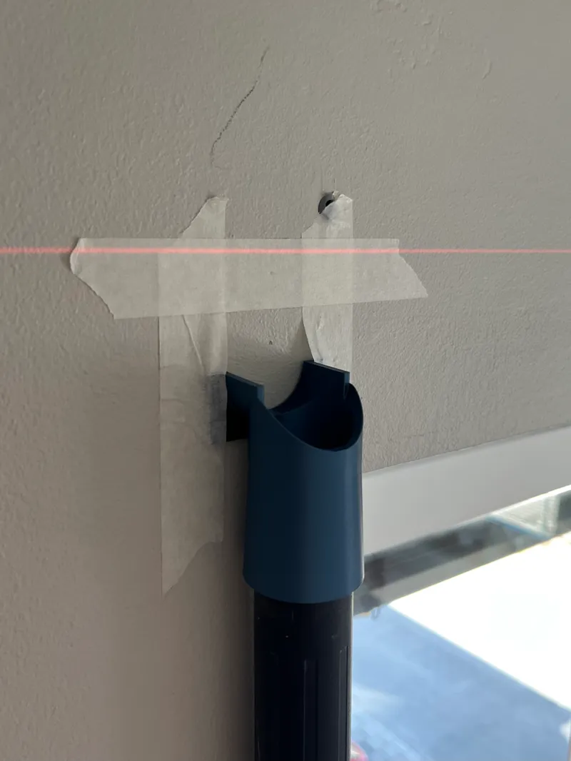 Vacuumcleaner wall mount 33-37 mm