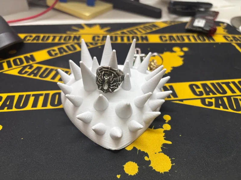 Spike heart Ring Bowl