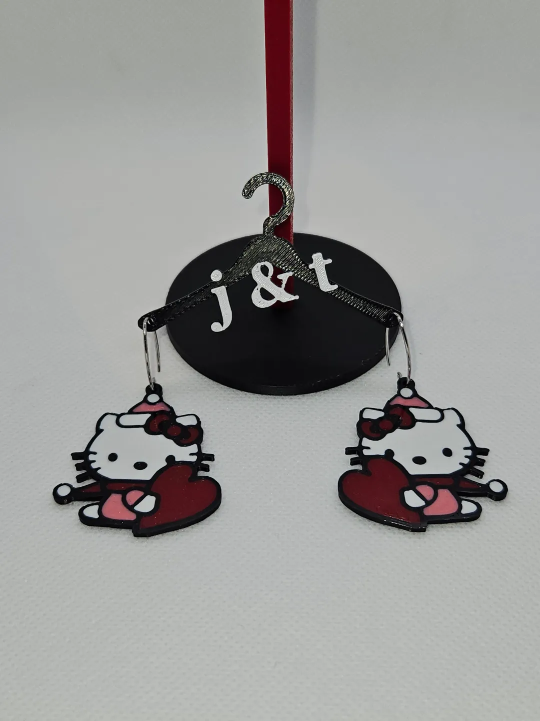 Hello Kitty Valentine earrings view 2