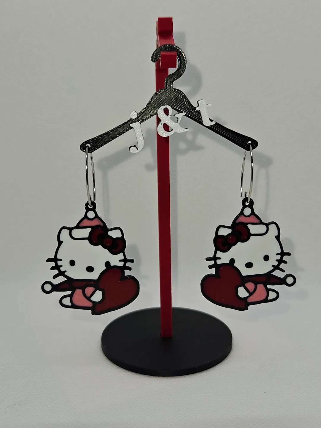 Hello Kitty Valentine earrings view 3