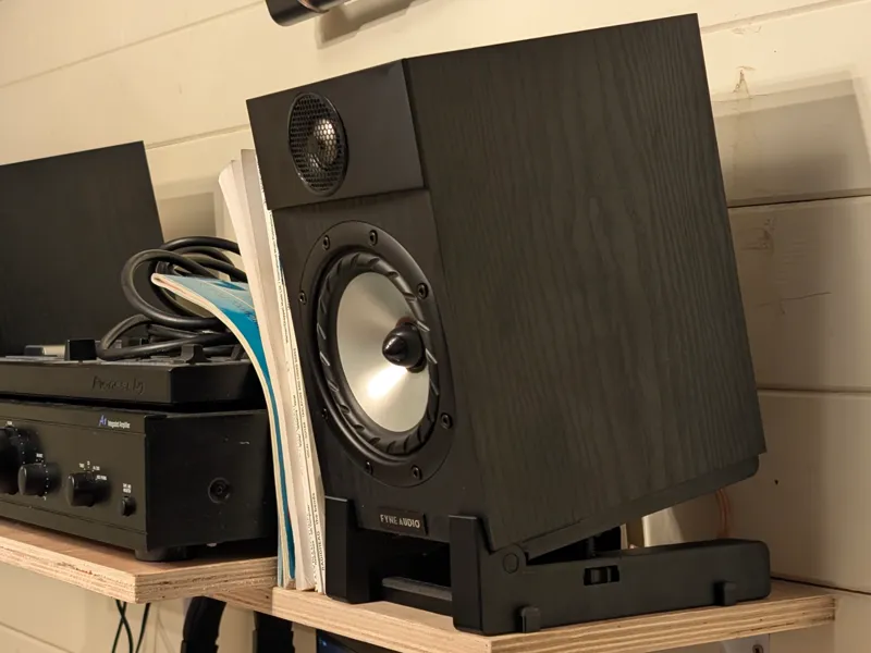 Adjustable Speaker Stand (No Hardware required)