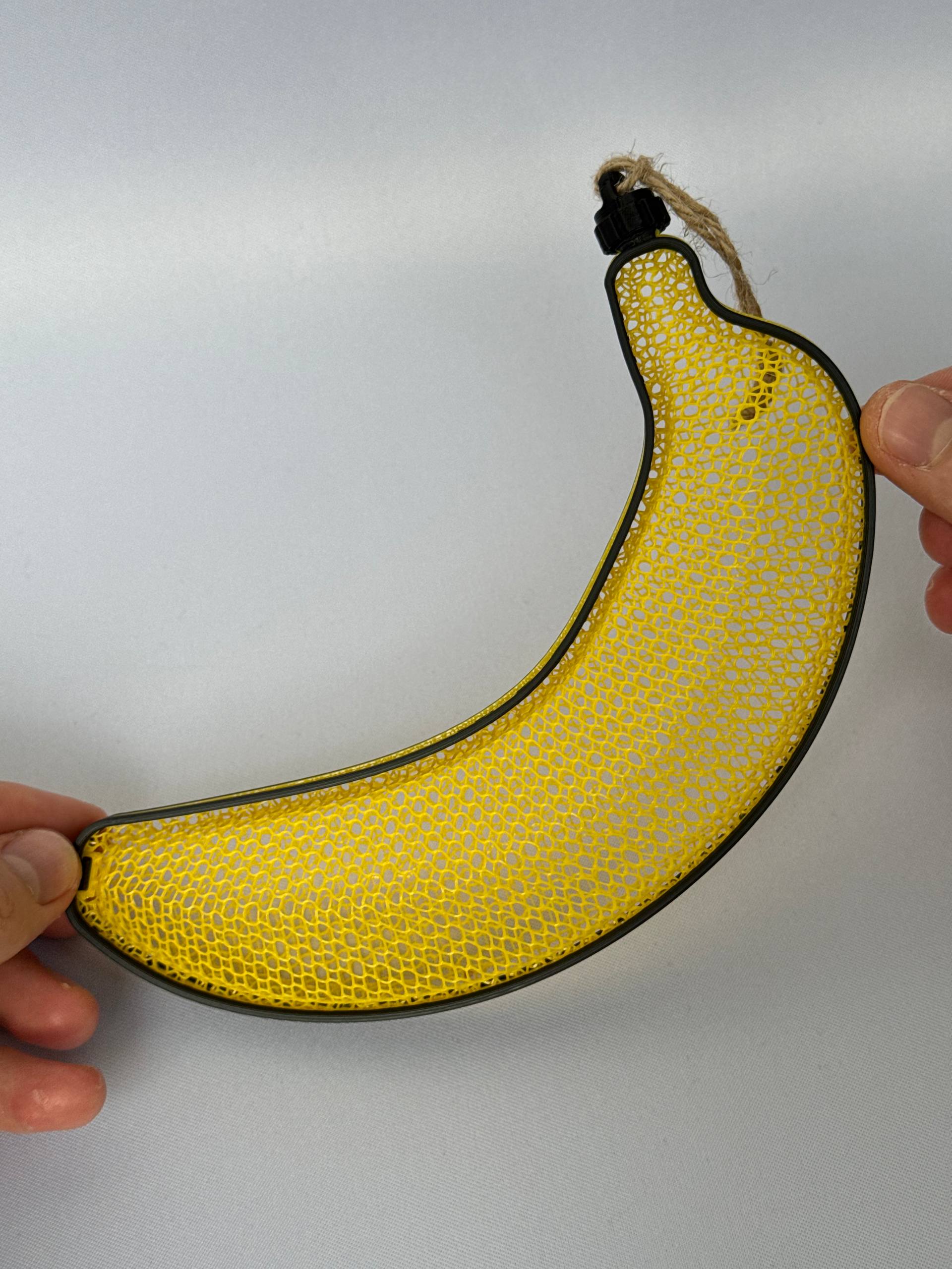 Thermoformed banana - candy container - 1