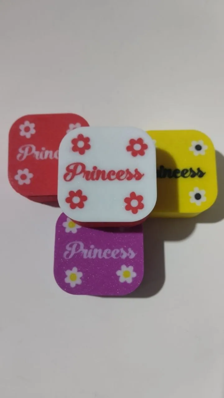 Caja para regalar aretes de niñas view 2