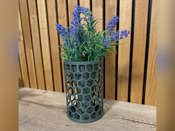 Vase voronoï futuriste