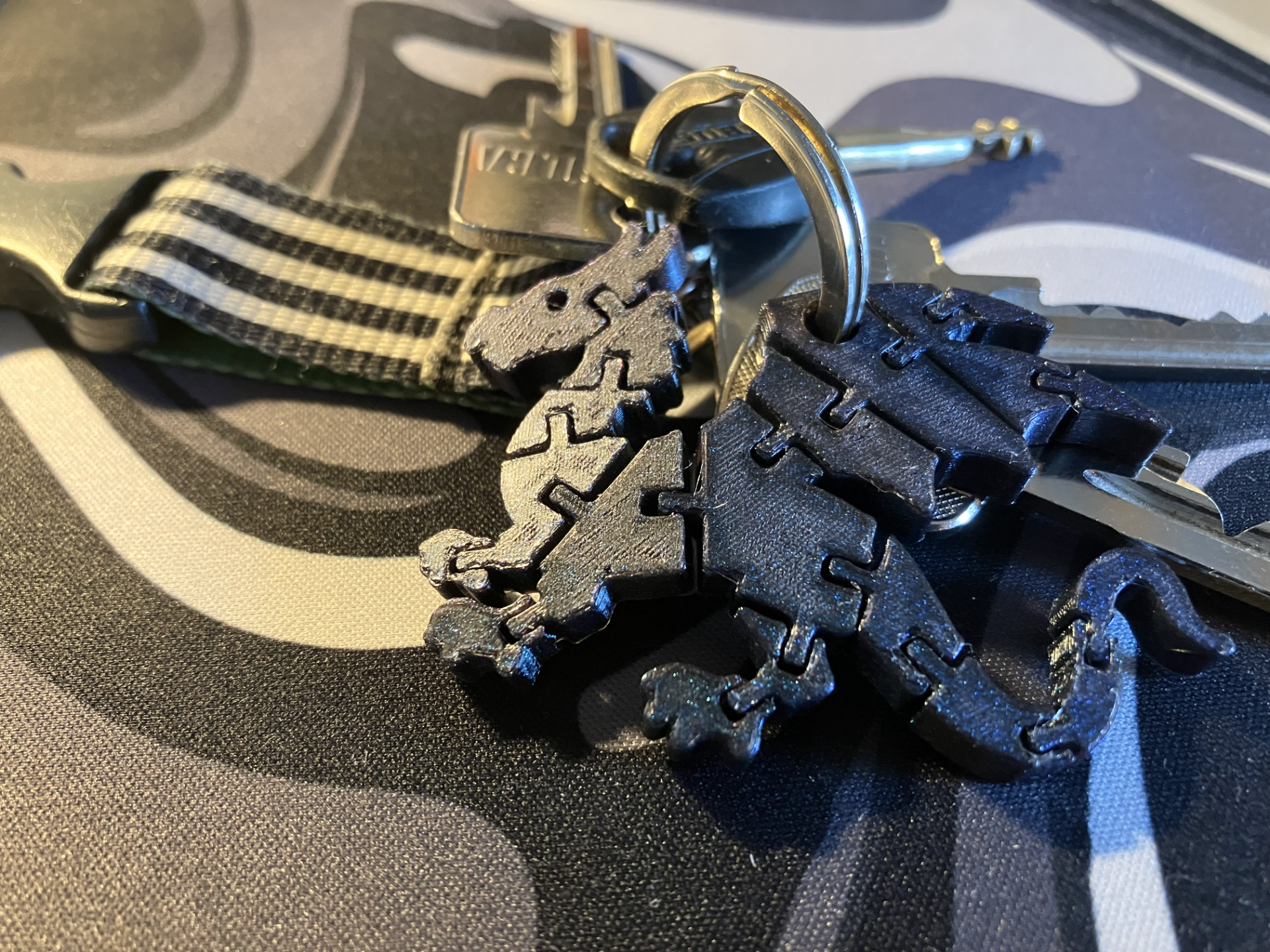 flexi fidget Drache Schlüsselanhänger