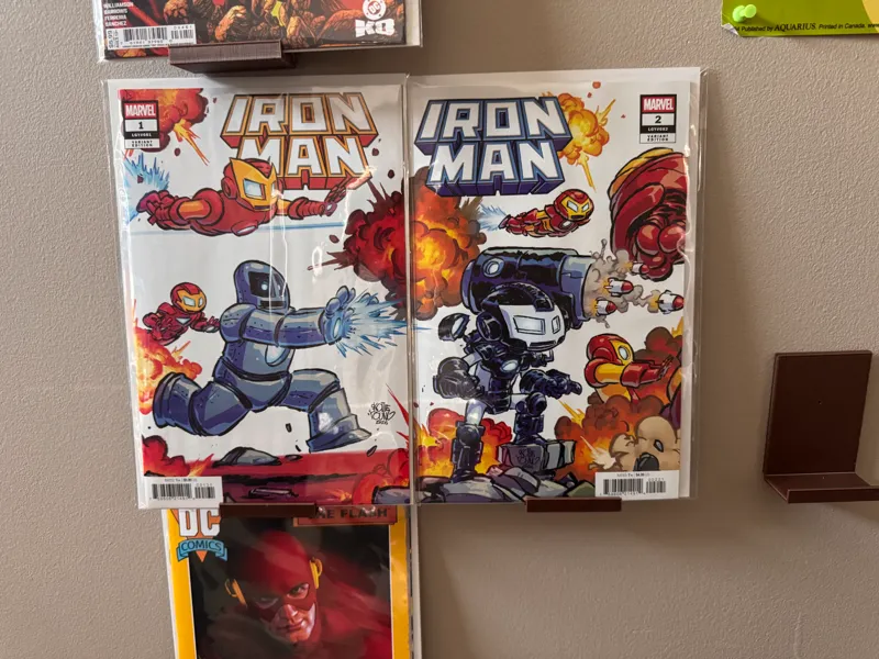 Comic Wall Holder 
