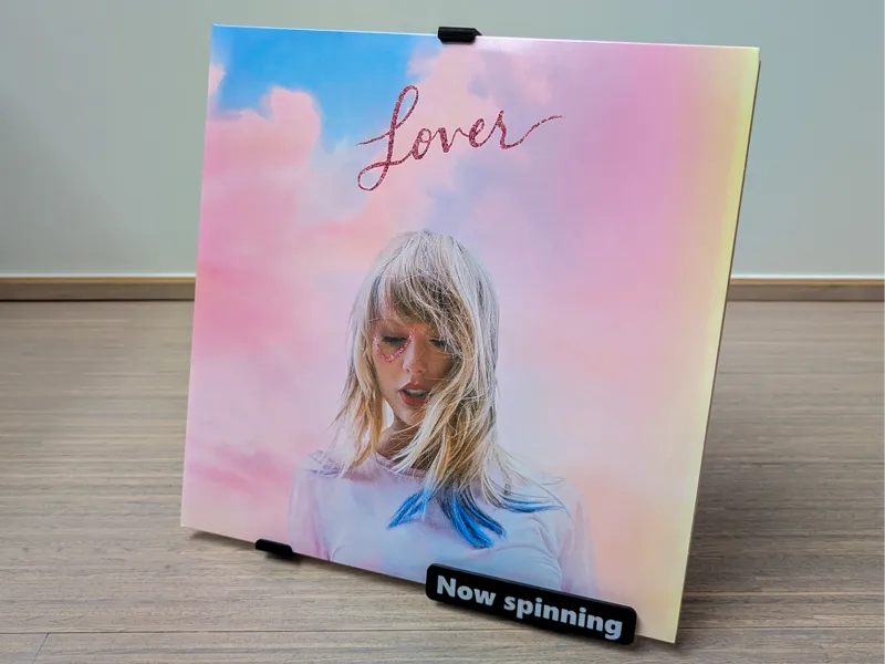 MultiVinyl - modular vinyl stands and mounts