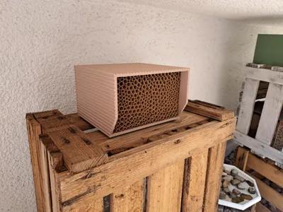 Wild Bee Nest Box