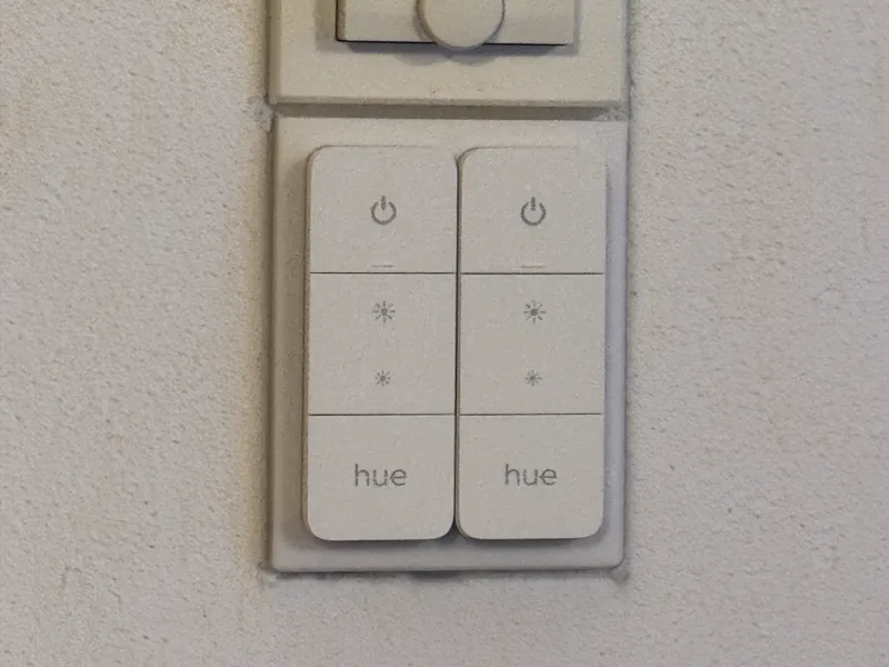 Hue Wandschalter Doppelt - Schalterabdeckung