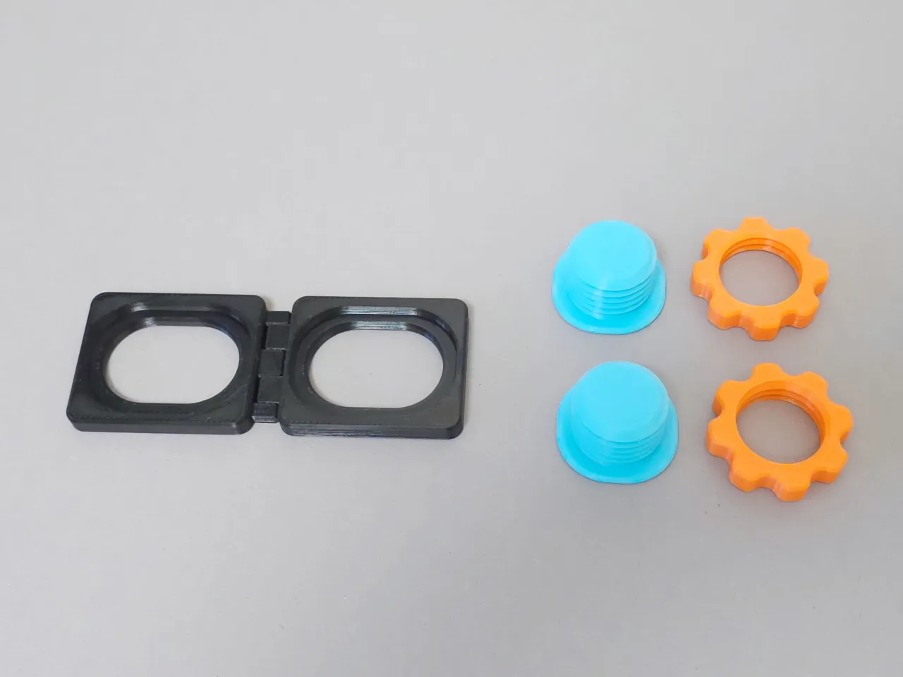 Universal Dual Monitor Alignment Clip view 3
