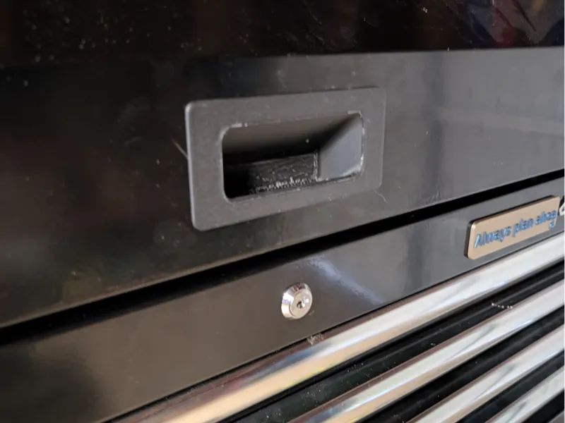 Husky Toolbox Hatch Grip