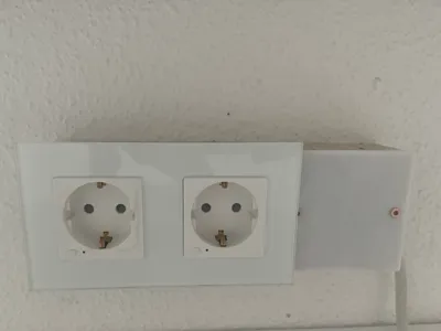 BSeed Gira Wall Socket Enclosure 3-Gang