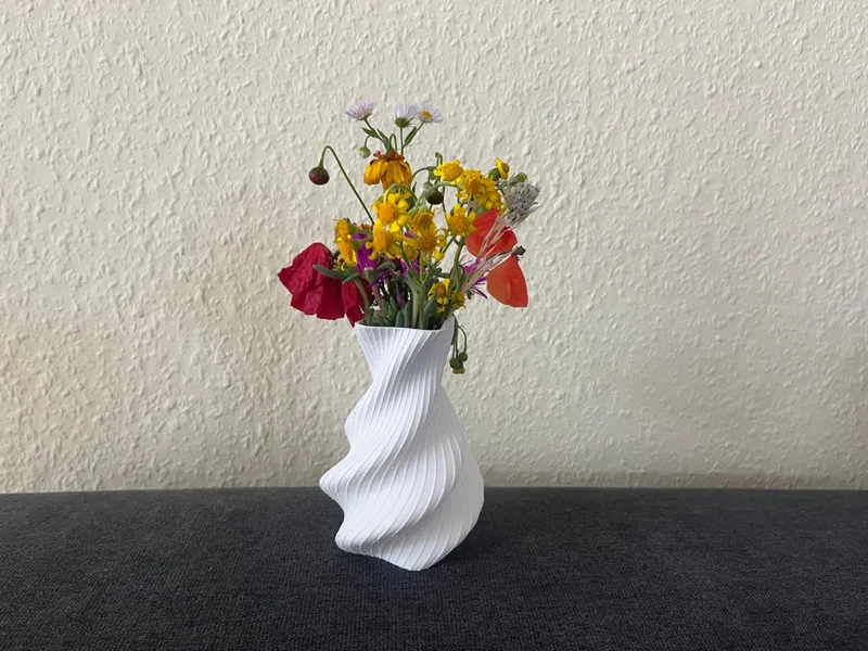 Small spiral Vase