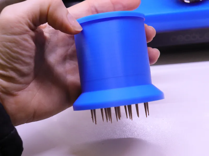 Coffee distributor with toothpicks for 58mm filter