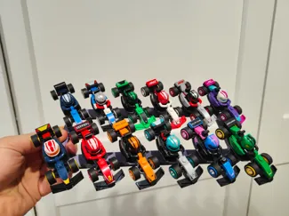 F1 Minifigures cars stand