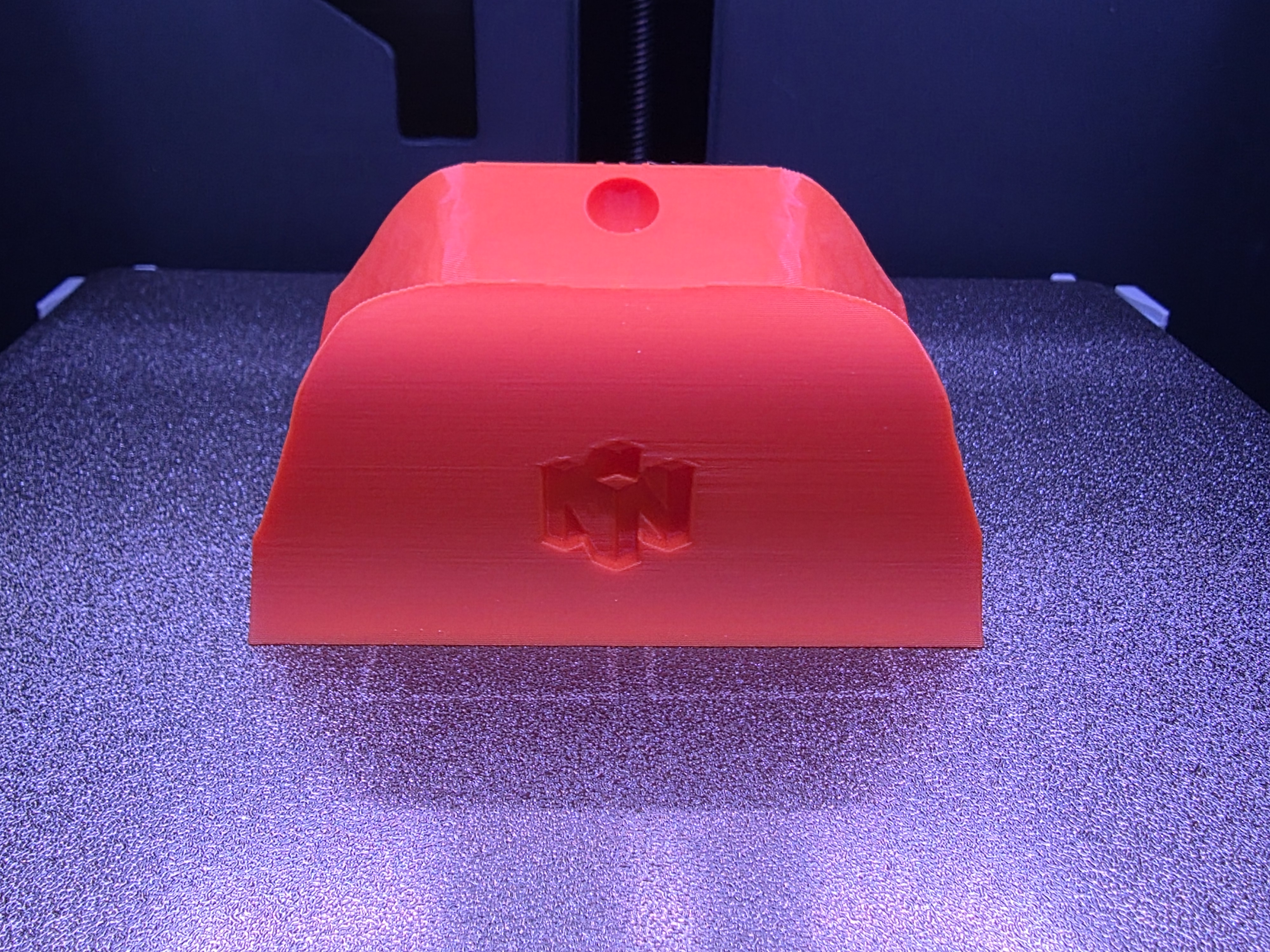 Miniatura 2 do modelo 3D 8BitDo 64 Controller Stand (Logo-Enhanced Edition)