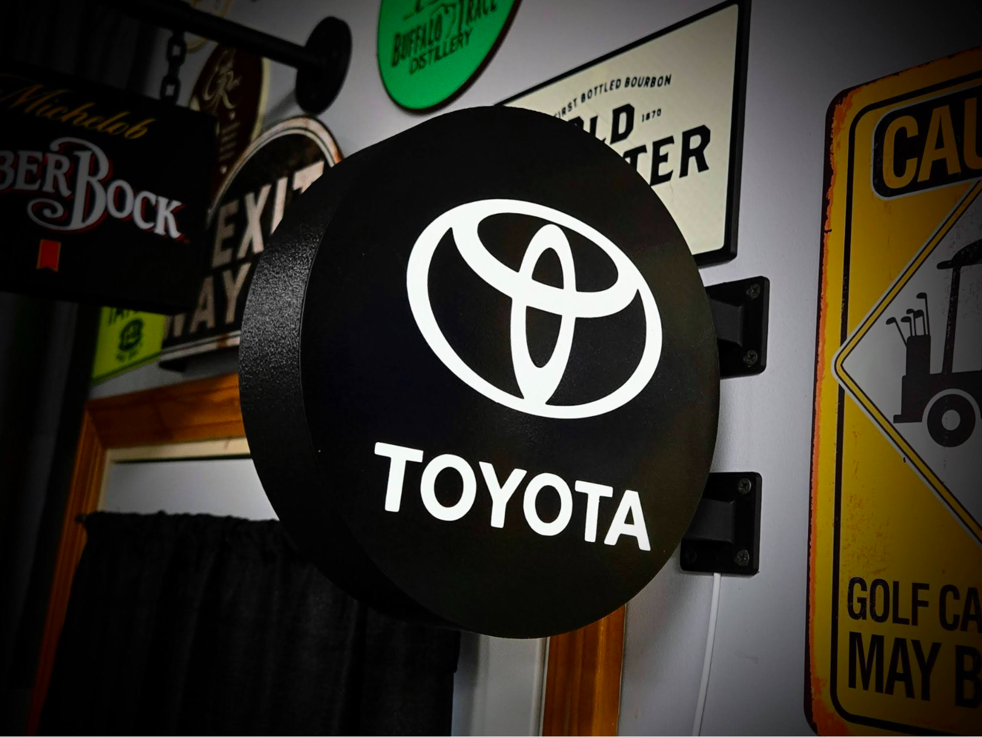 Toyota Logo ~ 2-Sided Gas Station Lightbox Sign