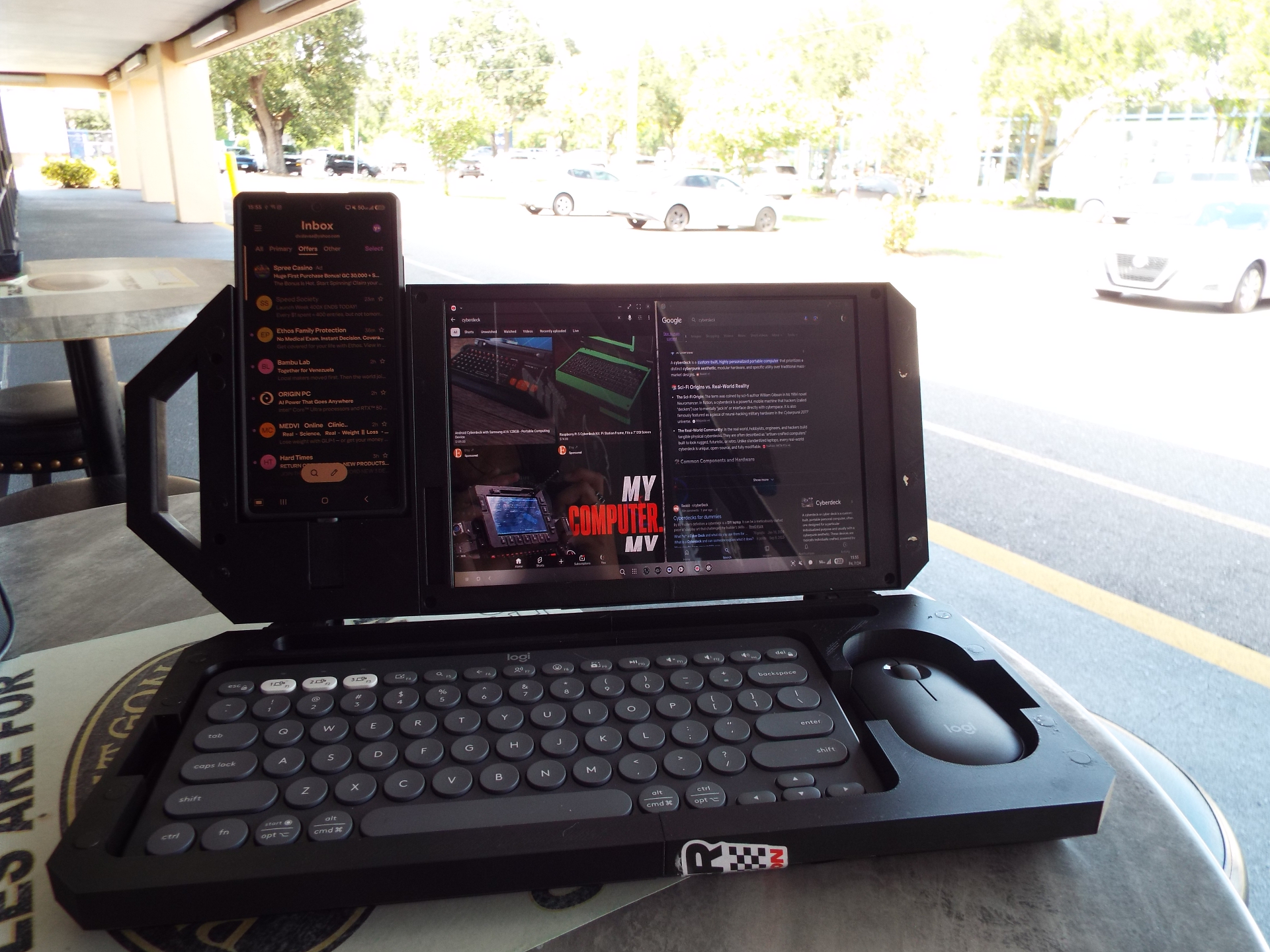 Lapdock - 1