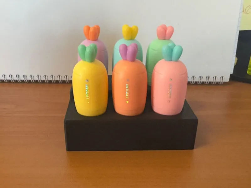 Stande evidenziatori a forma di carota LEGAMI