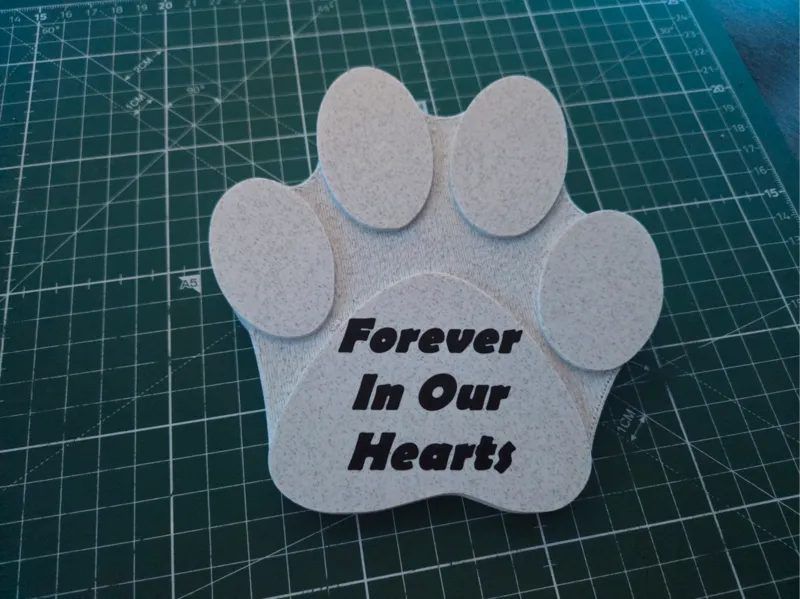 Forever Paw Garden ornament