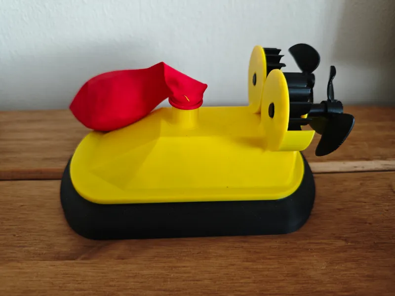 NEW Balloon Hovercraft With "Working" Propellers