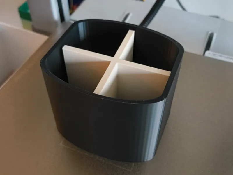 Toothbrush holder 4