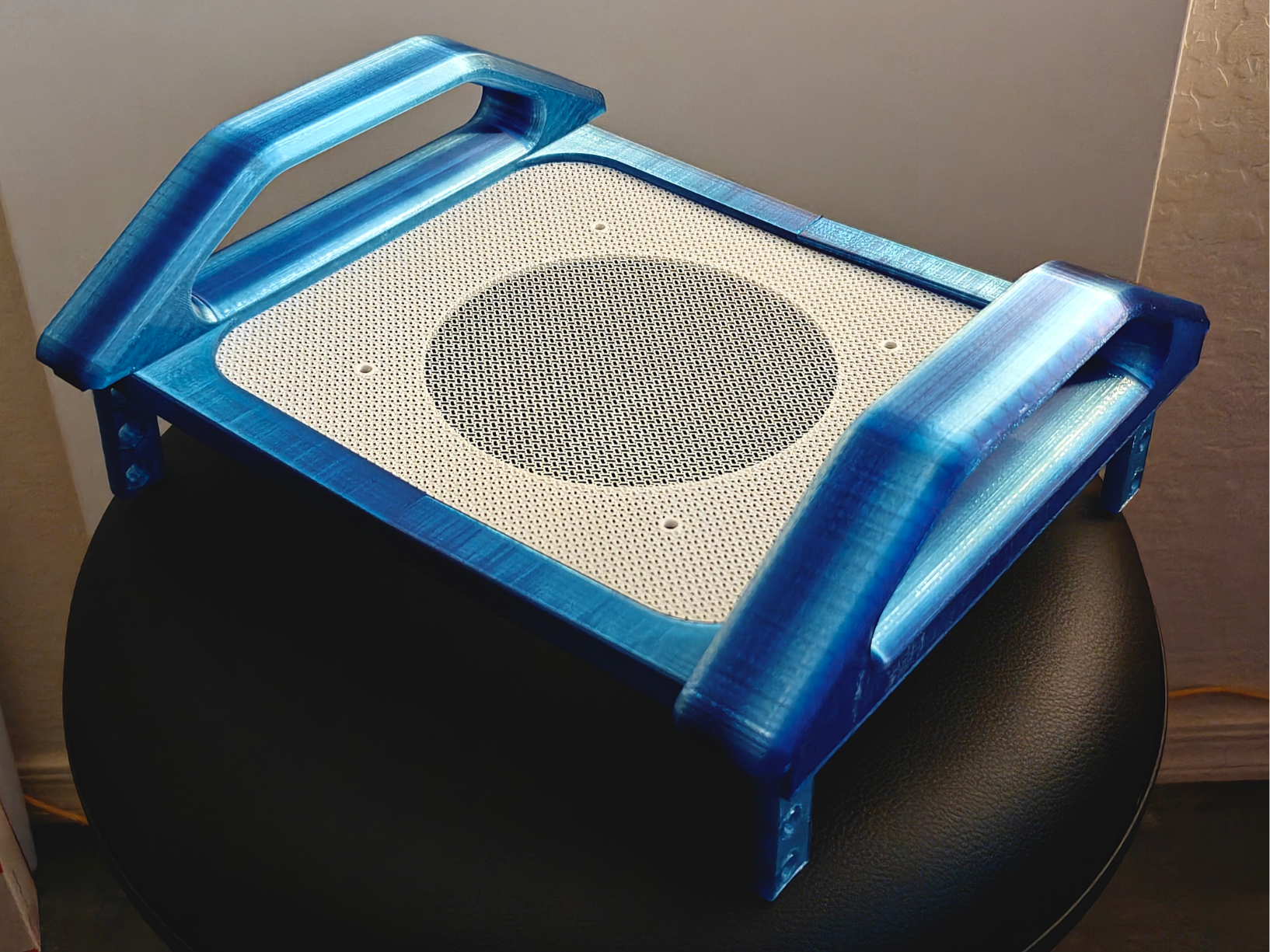 Top Plate with Integrated Fan Mesh