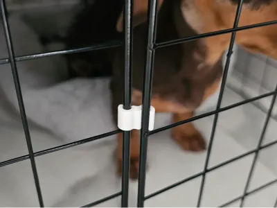 Modular Dog Pen Lock Clip - Door converter