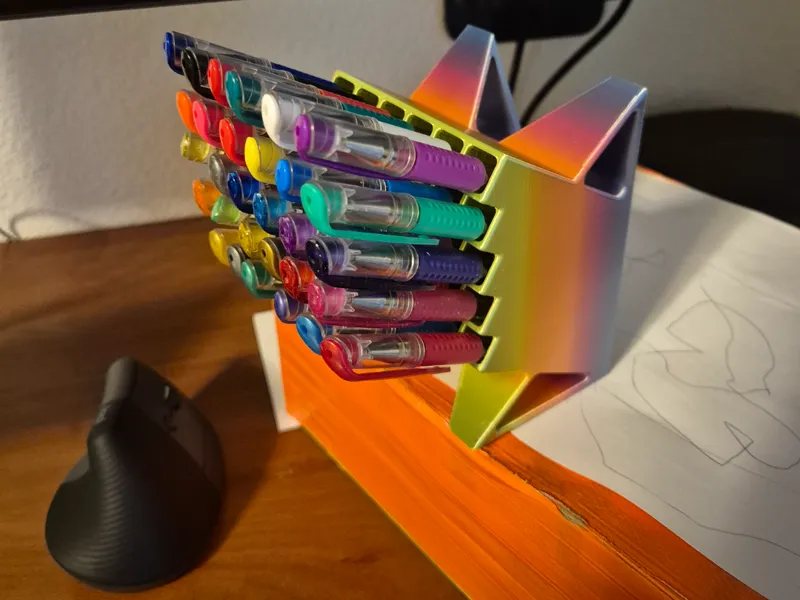 Horizontal / vertical pen holder
