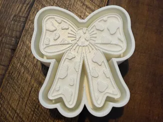 Cowquette Bow Freshie Mold