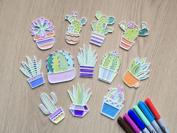 Plaques à colorier plantes, cactus et pots de fleurs