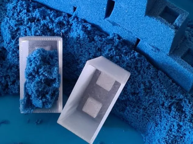 Kinetic Sand Brick Mould