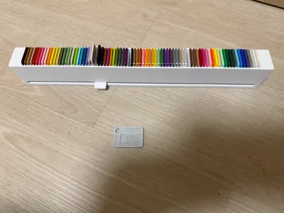 New Aliz filament swatch holder