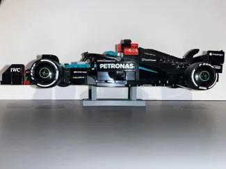 F1 speed champions stand 1.0