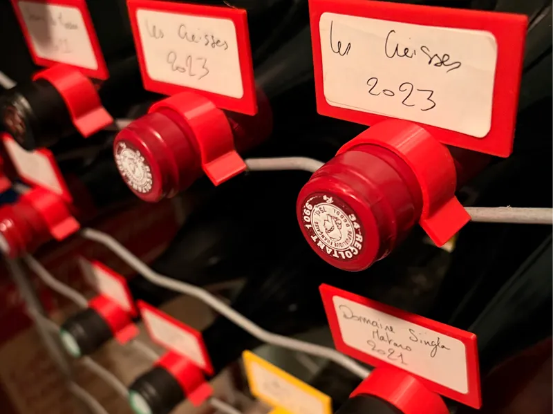 Porte étiquette pour bouteille de vin 