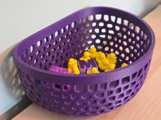 Basket Voronoi with one straight side sturdy