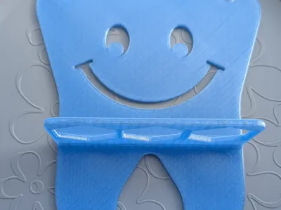 Toothbrush holder "Funny tooth"