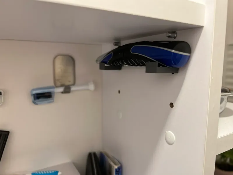 Plug-in bracket Shelf Support Ikea Holes etc.