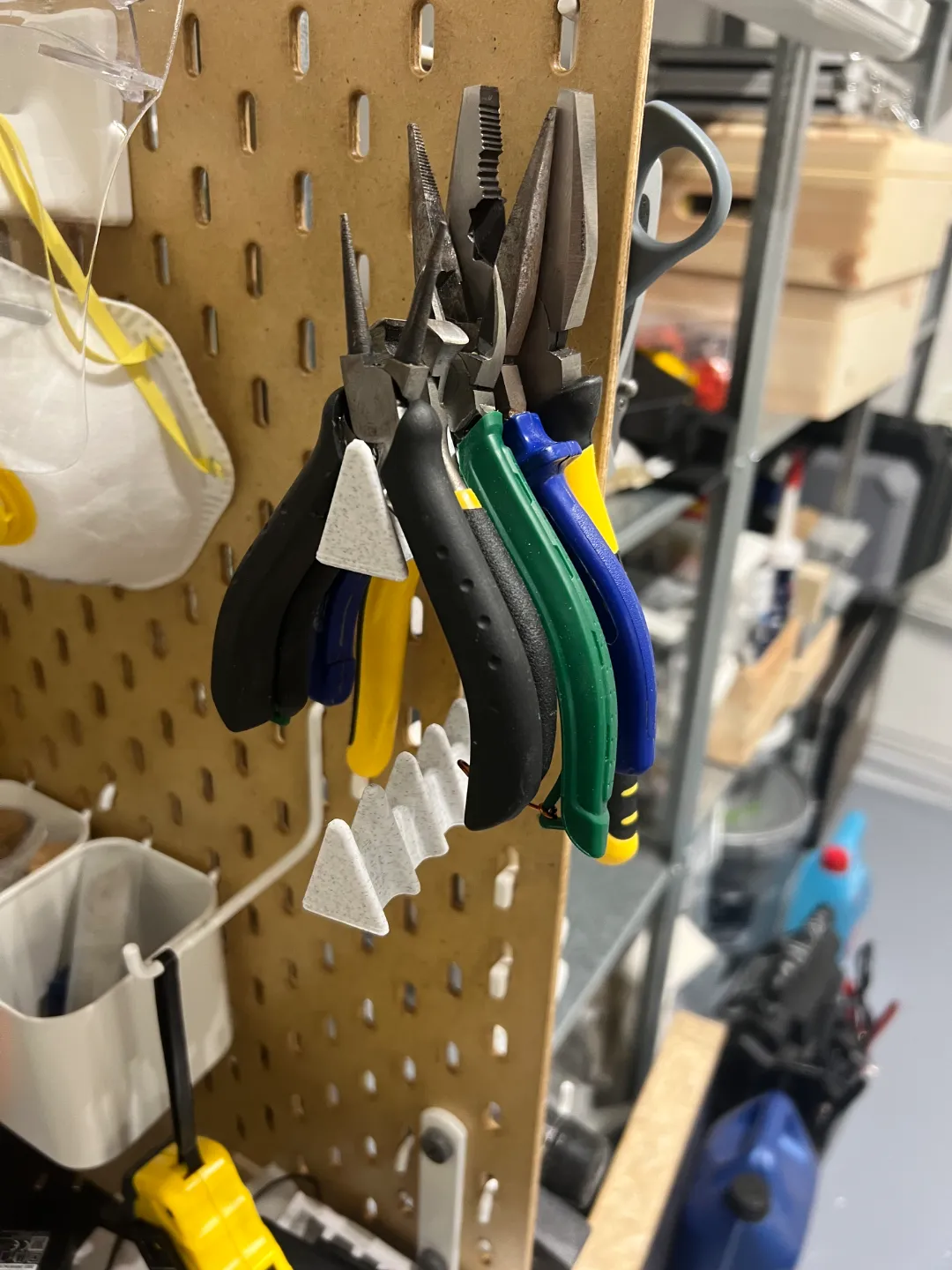Ikea Skadis Pliers Holder (1 to 6 slots) v1.0 view 2