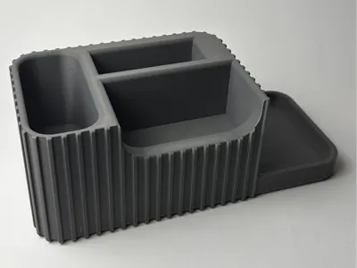 Desk-organizer mit Rillendesign