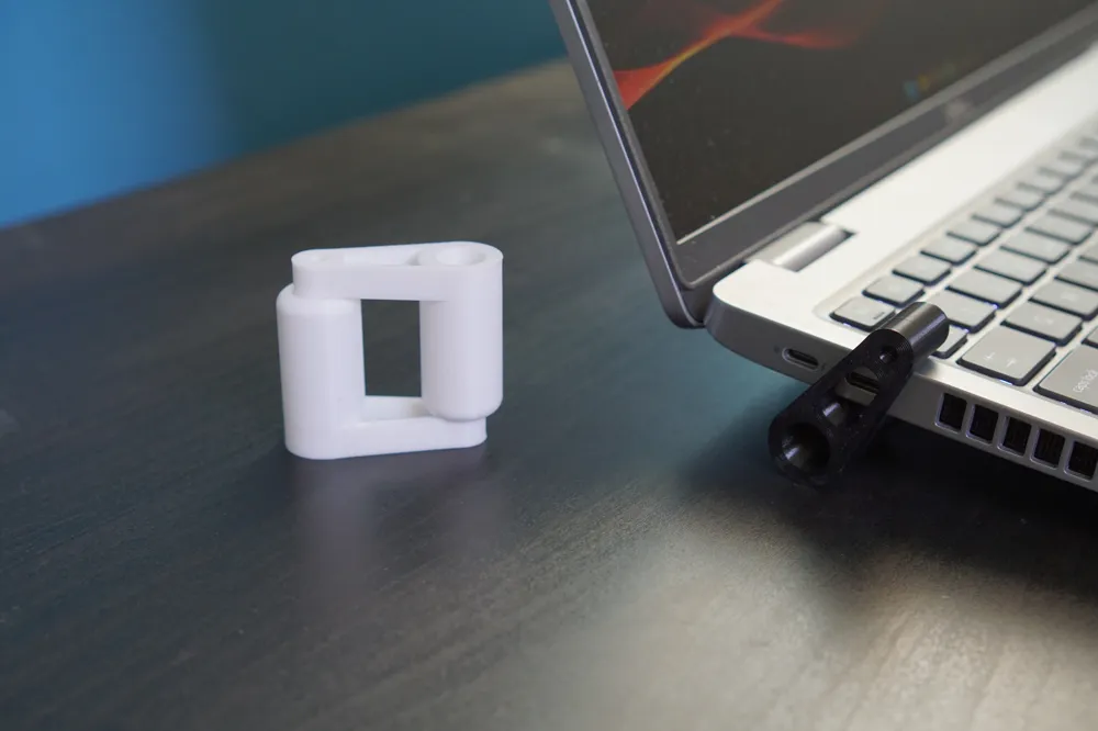Adjustable Laptop Riser - Free 3D Print Model - MakerWorld